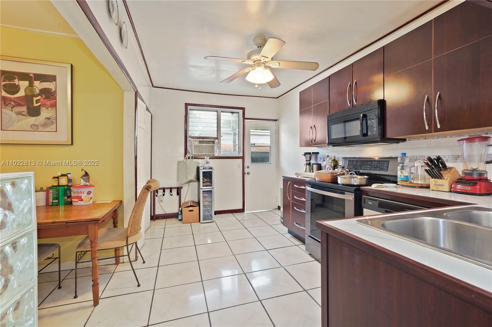 See details / 2338 sq. ft. $ 2021-04-03 0 Photo