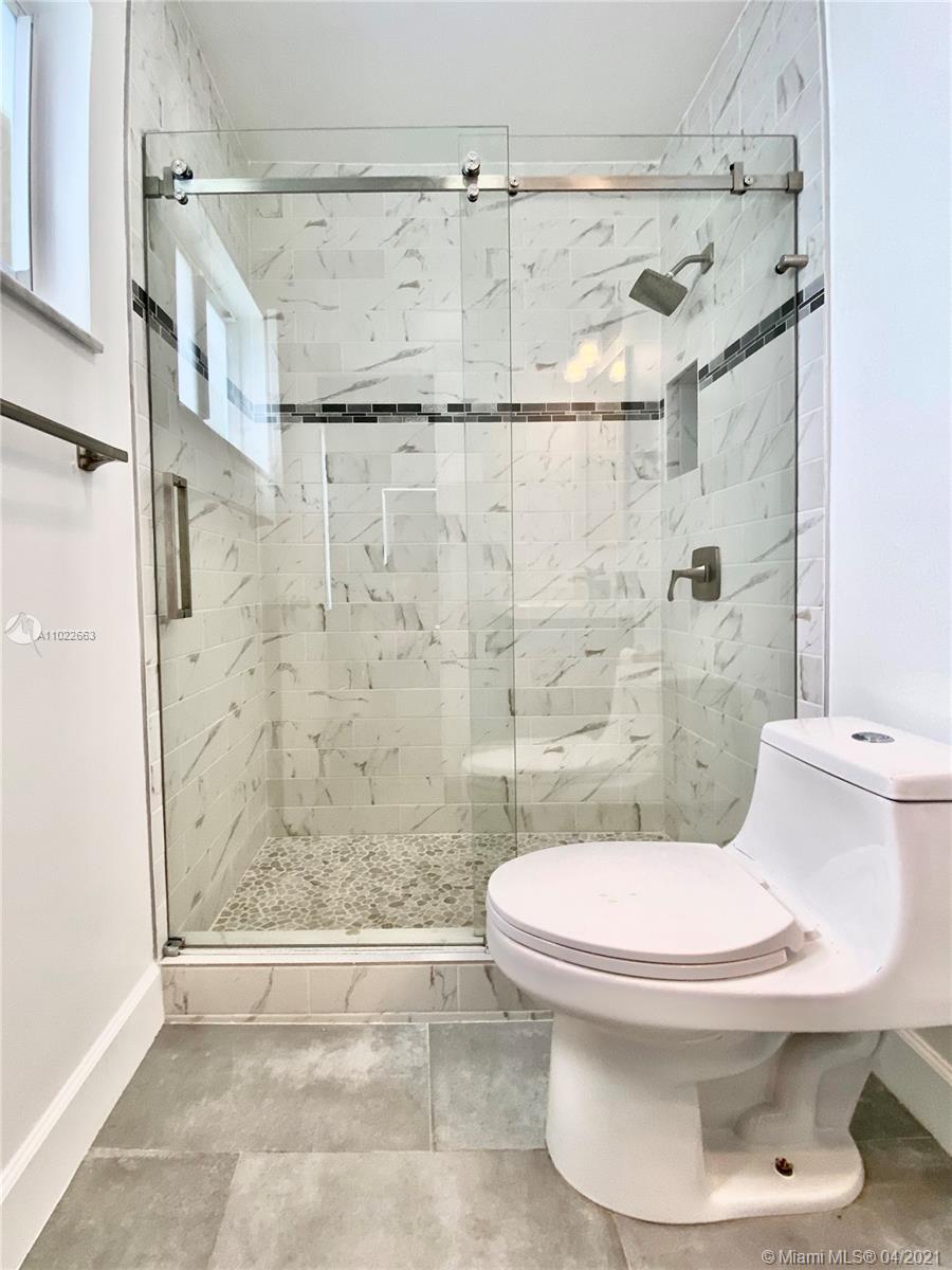 See details / 2903 sq. ft. $ 2021-04-03 0 Photo