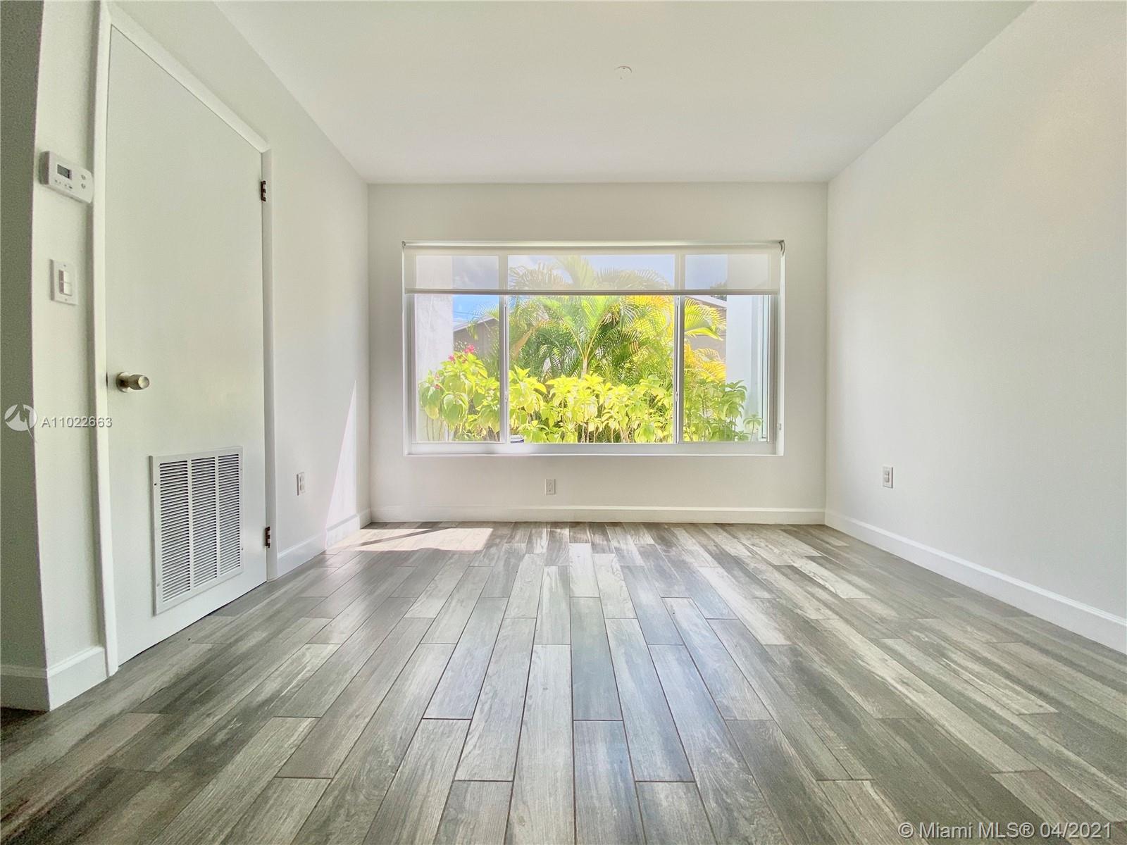 See details / 2903 sq. ft. $ 2021-04-03 0 Photo