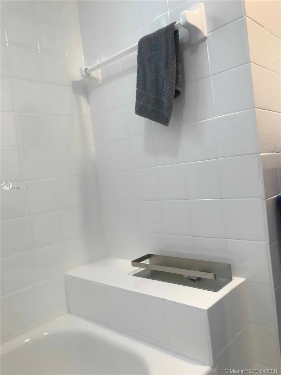 See details / 2903 sq. ft. $ 2021-04-03 0 Photo