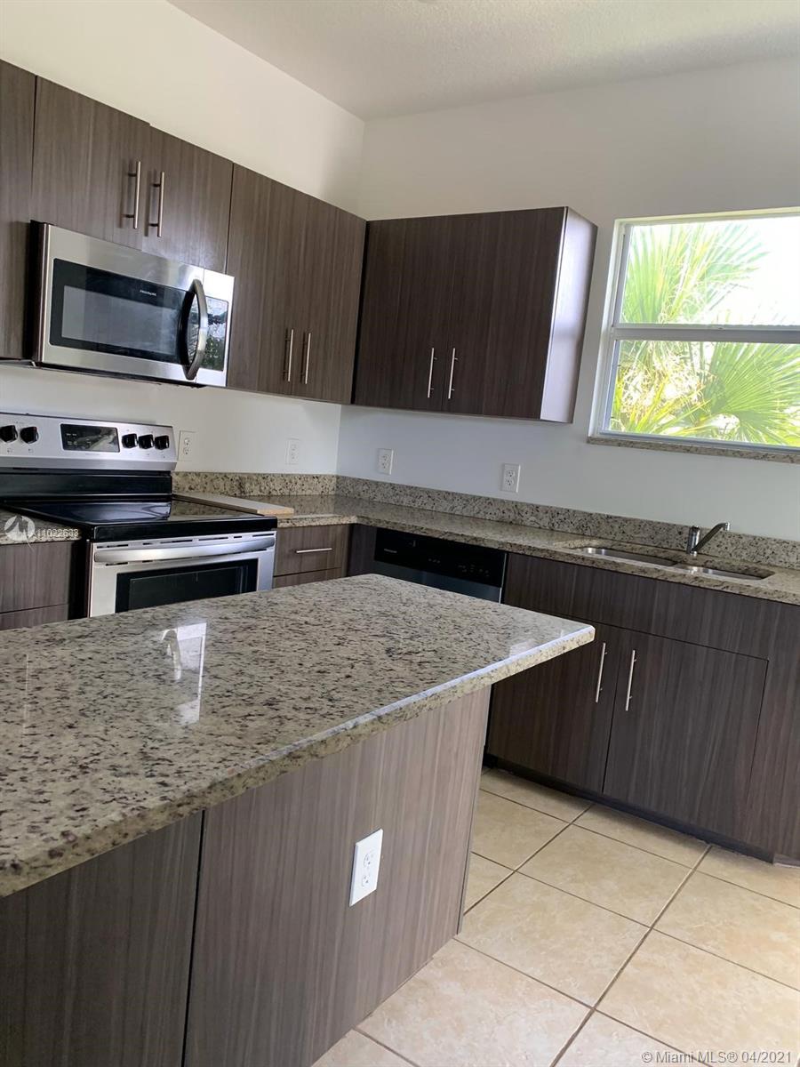 See details / sq. ft. $ 2021-04-04 0 Photo