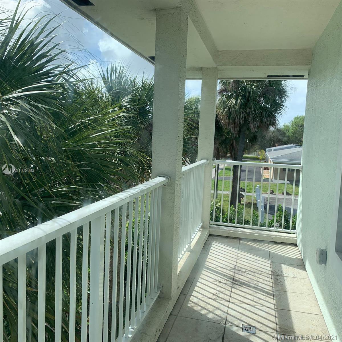 See details / sq. ft. $ 2021-04-04 0 Photo
