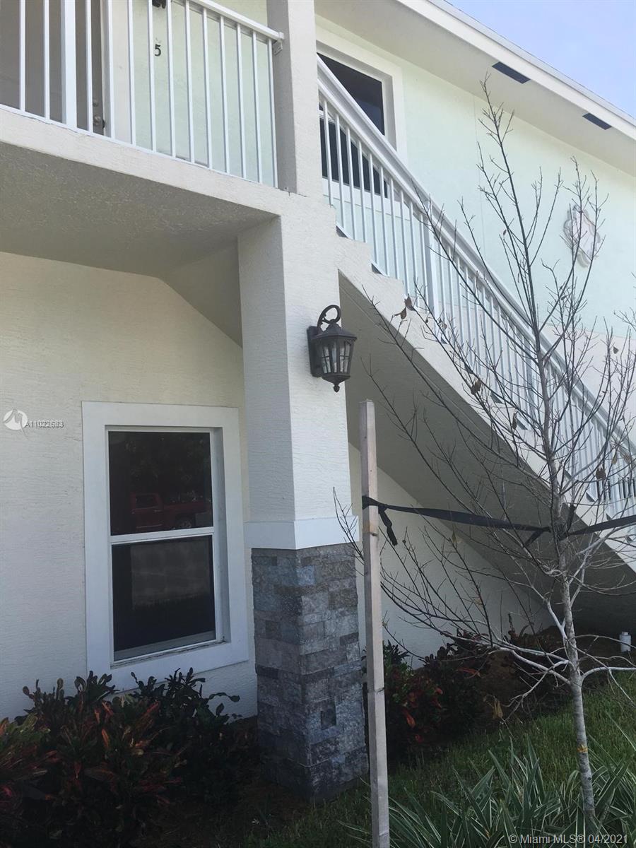 See details / sq. ft. $ 2021-04-04 0 Photo