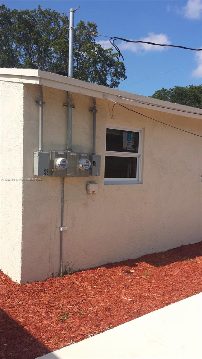 See details / 1900 sq. ft. $ 2021-04-04 0 Photo