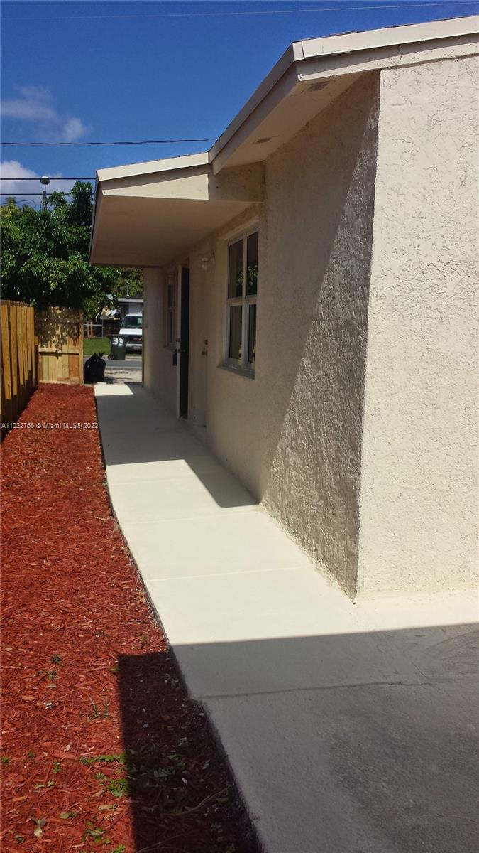 See details / 1900 sq. ft. $ 2021-04-04 0 Photo