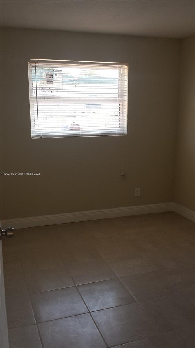 See details / 1900 sq. ft. $ 2021-04-04 0 Photo