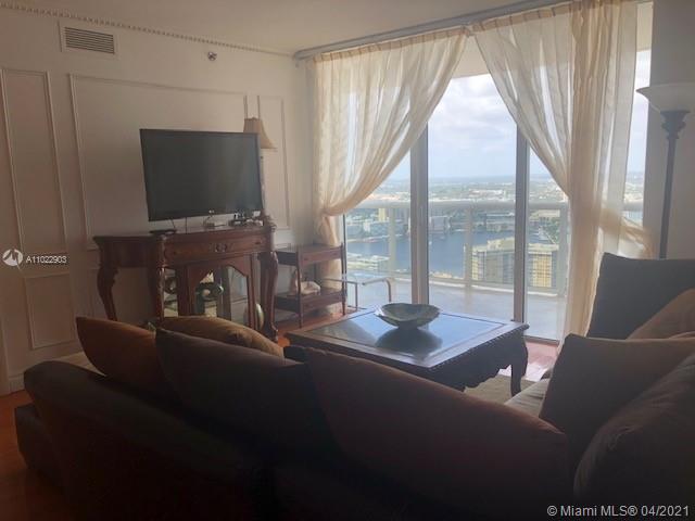 See details 3307 2 / 3 1571 sq. ft. $ 2021-04-05 0 Photo