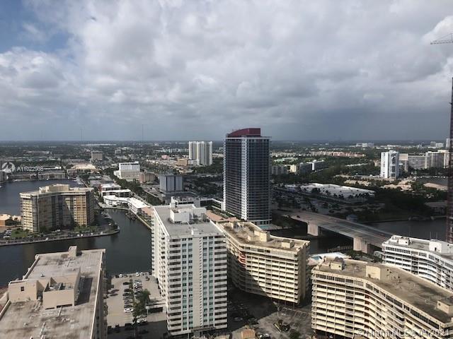 See details 3307 2 / 3 1571 sq. ft. $ 2021-04-05 0 Photo