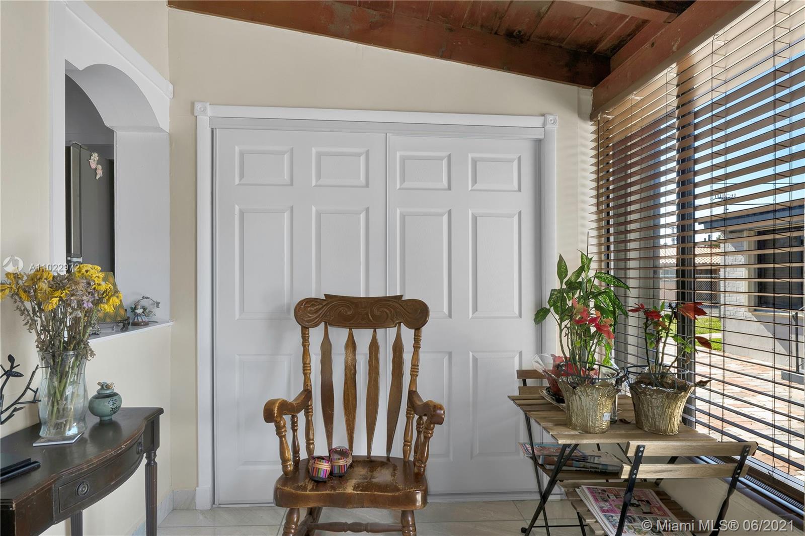See details / sq. ft. $ 2021-04-05 0 Photo