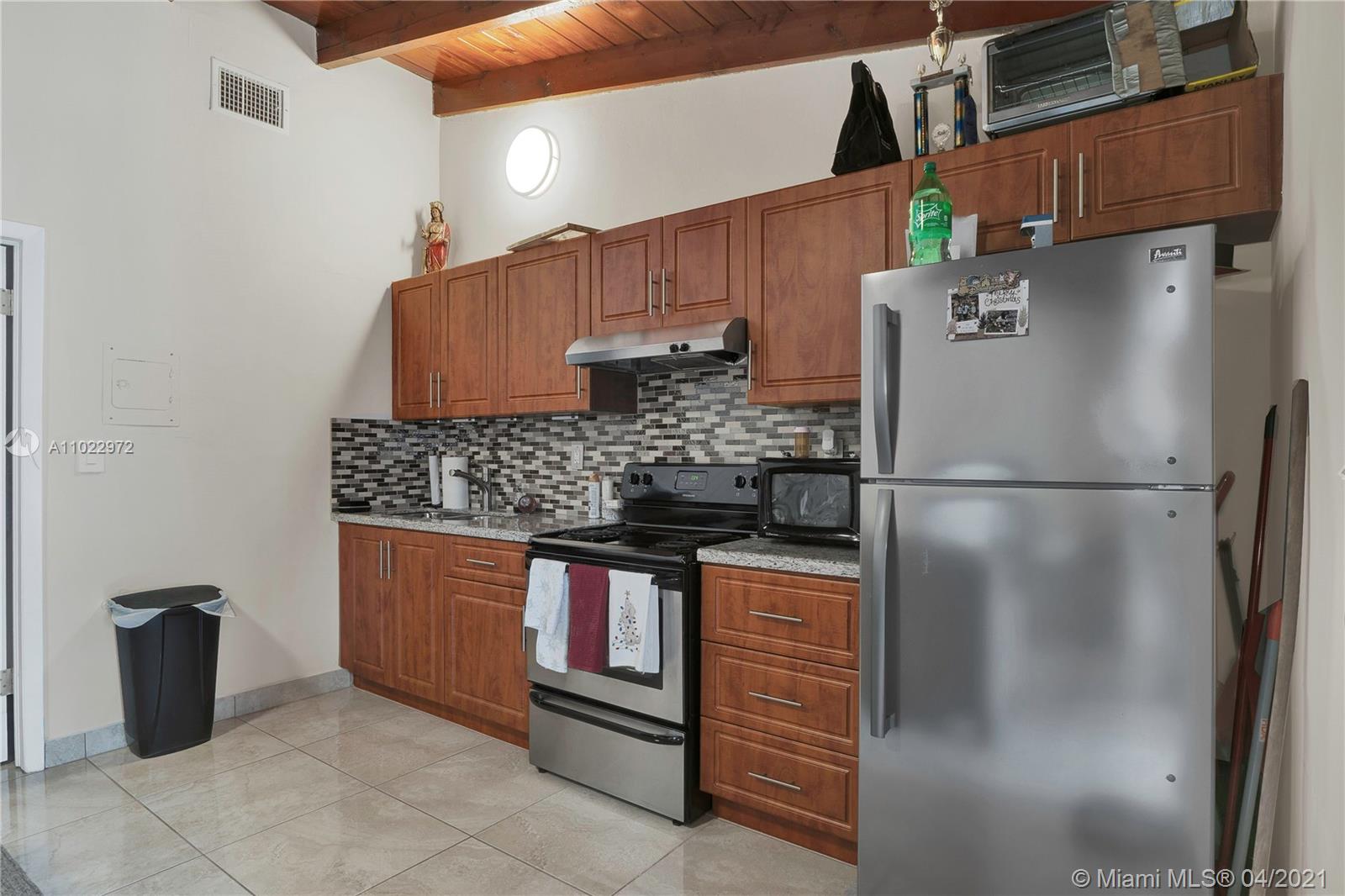 See details / sq. ft. $ 2021-04-05 0 Photo