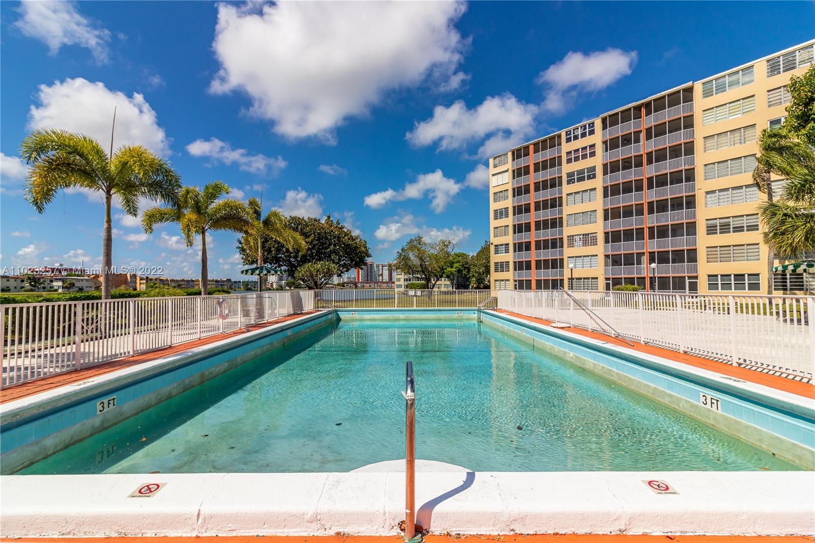 1750 191st St 7102,High Rise, Condominium, Condo 5+ Stories, Condo