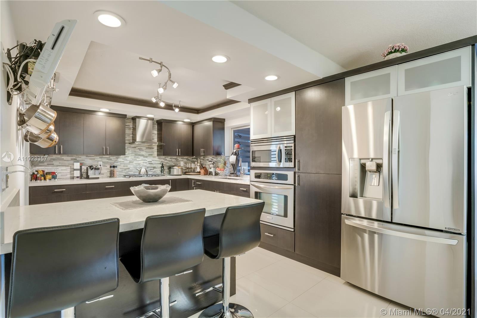 See details 3 / 2 2440 sq. ft. $ 2021-04-05 0 Photo