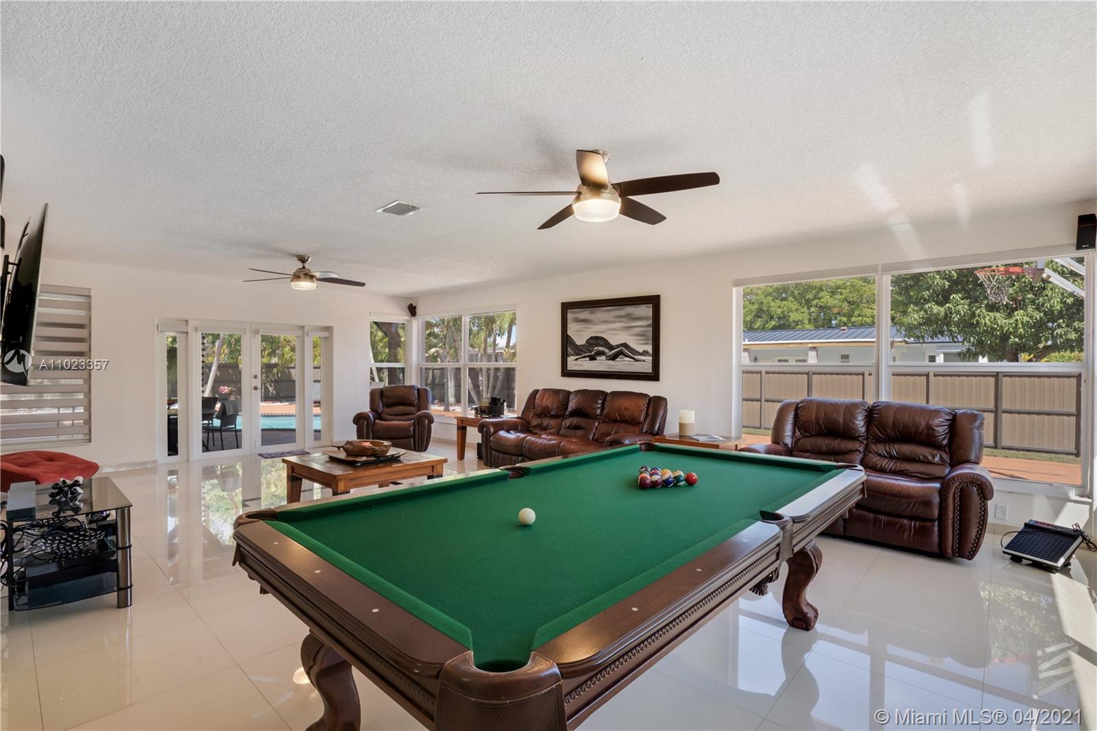 See details 3 / 2 2440 sq. ft. $ 2021-04-05 0 Photo