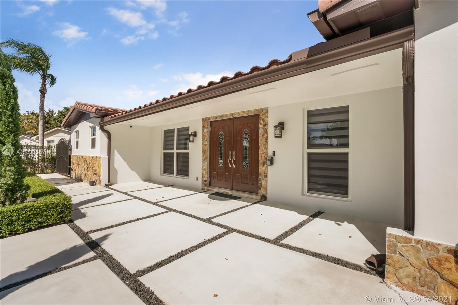 See details 3 / 2 2440 sq. ft. $ 2021-04-05 0 Photo