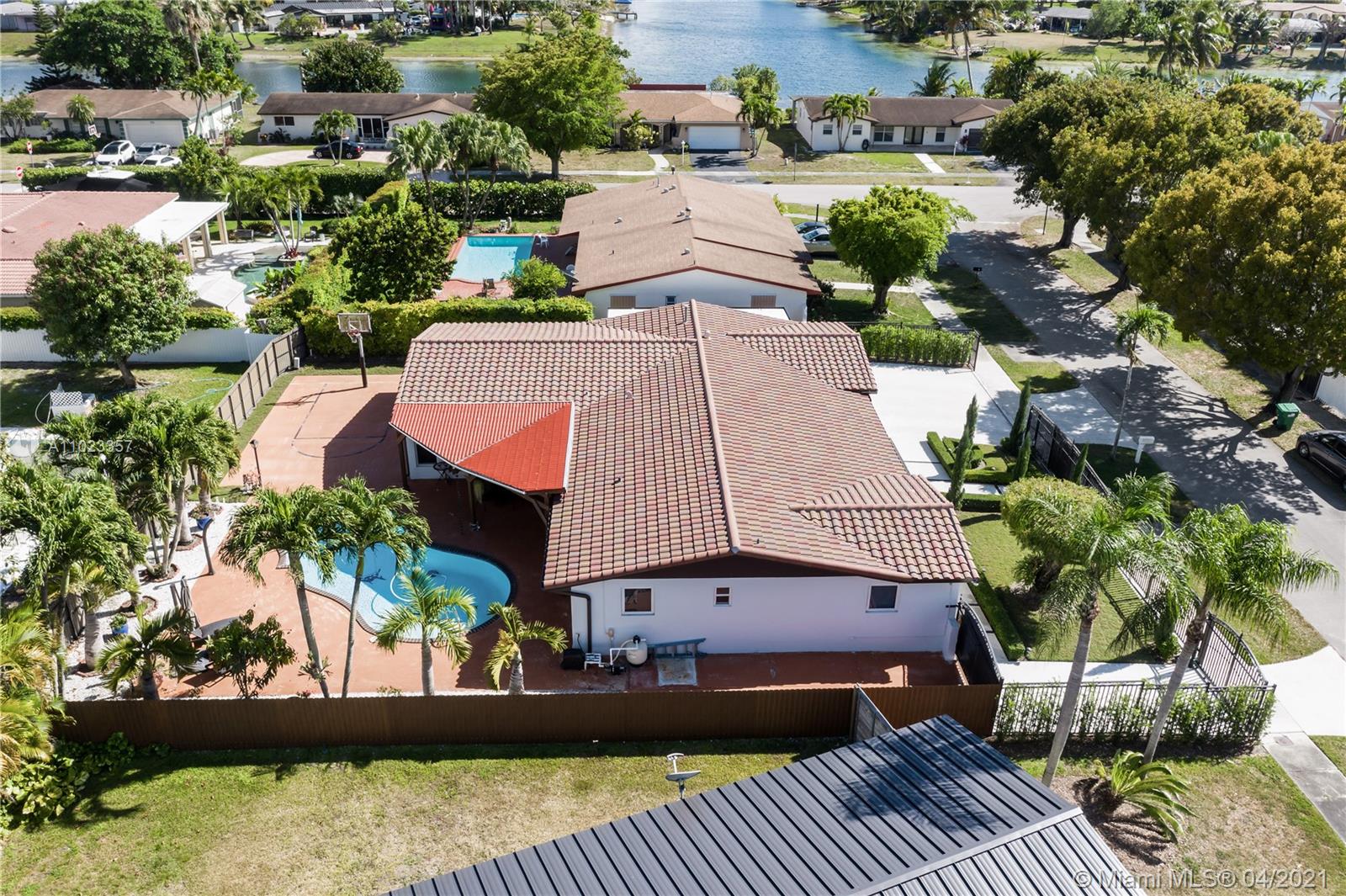 See details 3 / 2 2440 sq. ft. $ 2021-04-05 0 Photo