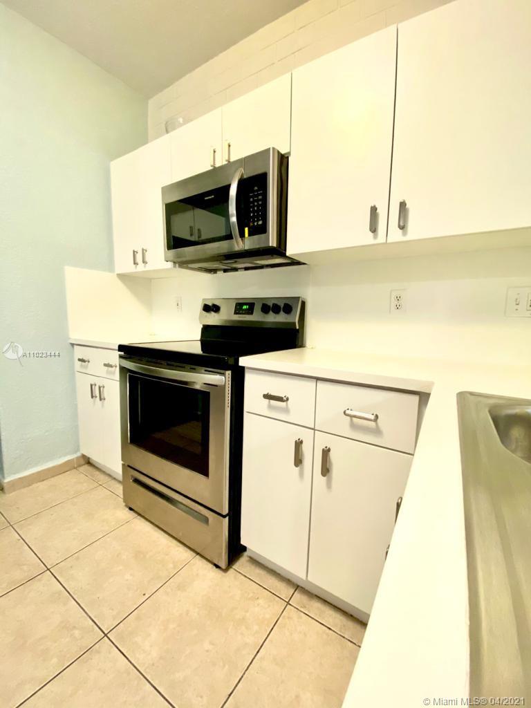 Ver detalles 4 / 3 1808 sq. ft. $ 2021-04-06 0 foto
