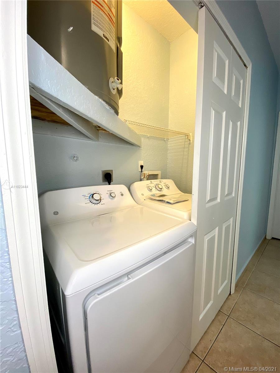 Ver detalles 4 / 3 1808 sq. ft. $ 2021-04-06 0 foto