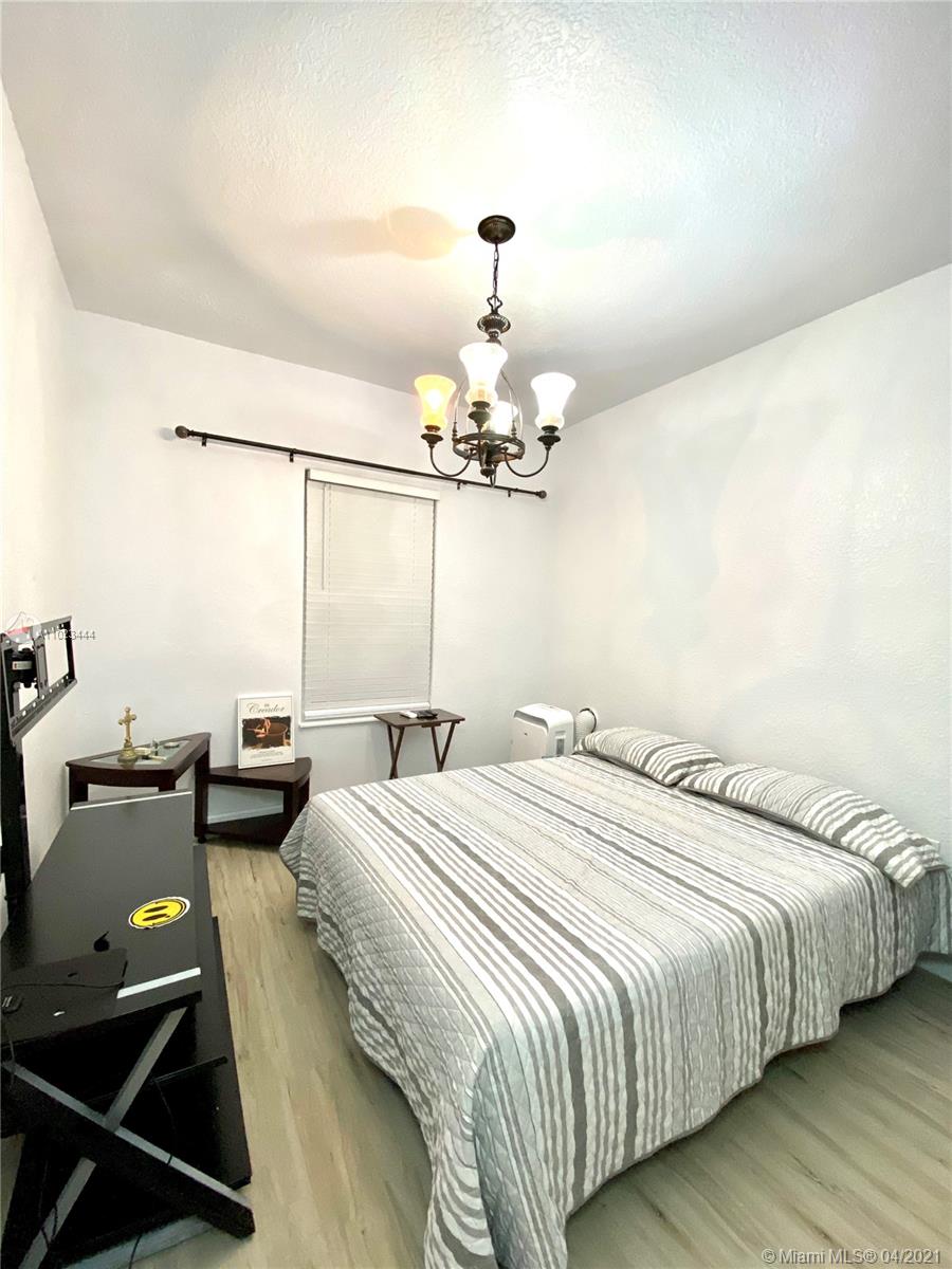 Ver detalles 4 / 3 1808 sq. ft. $ 2021-04-06 0 foto