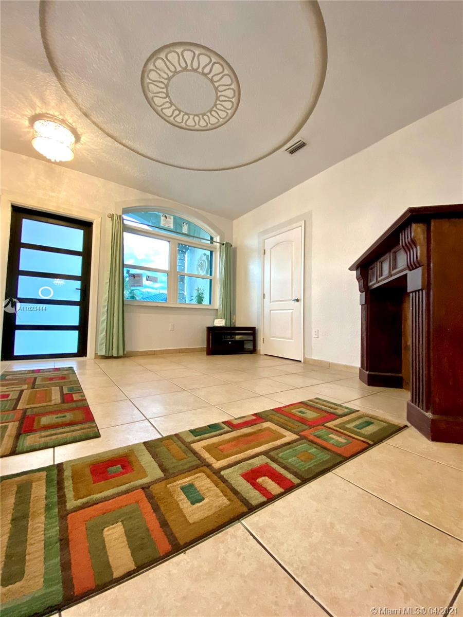 Ver detalles 4 / 3 1808 sq. ft. $ 2021-04-06 0 foto