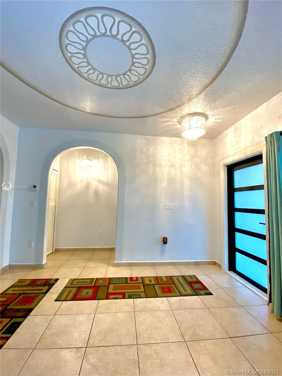 Ver detalles 4 / 3 1808 sq. ft. $ 2021-04-06 0 foto