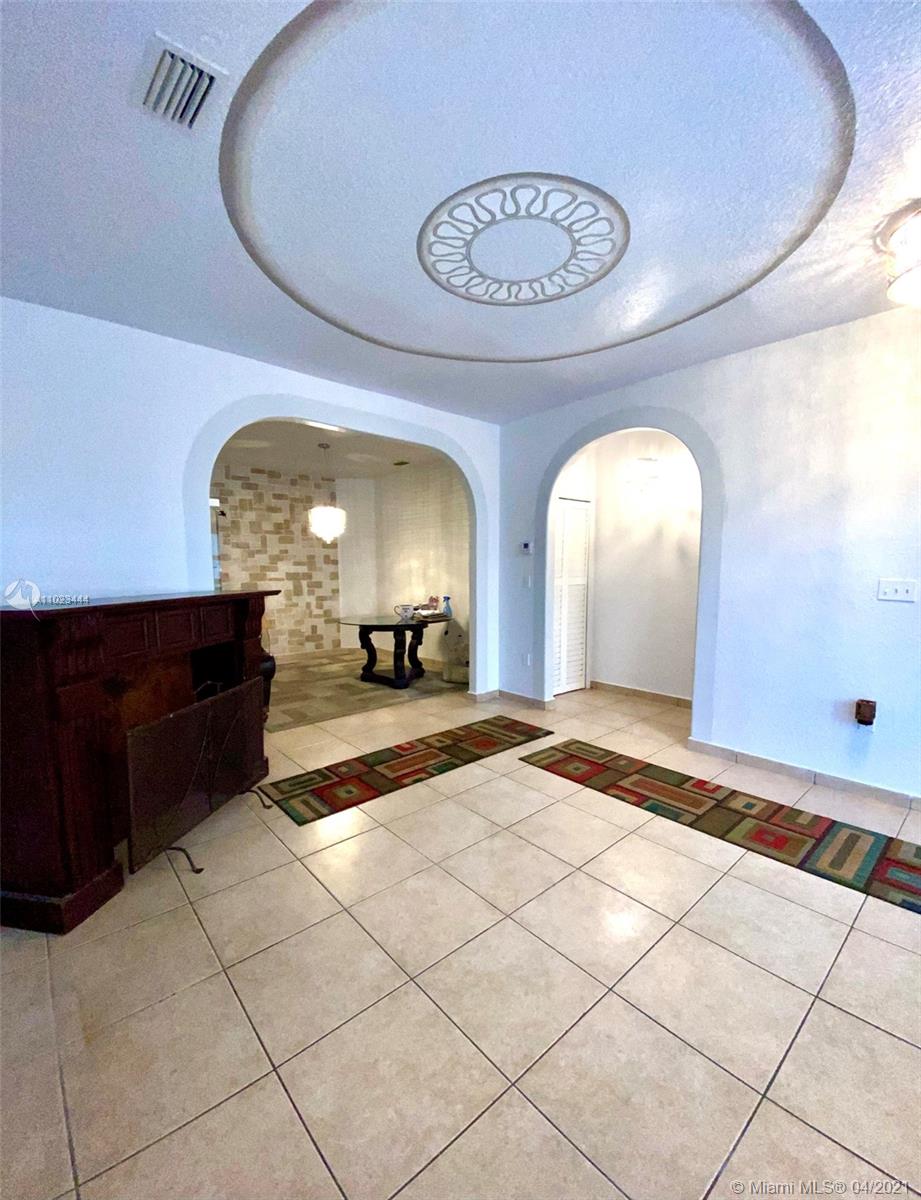 Ver detalles 4 / 3 1808 sq. ft. $ 2021-04-06 0 foto