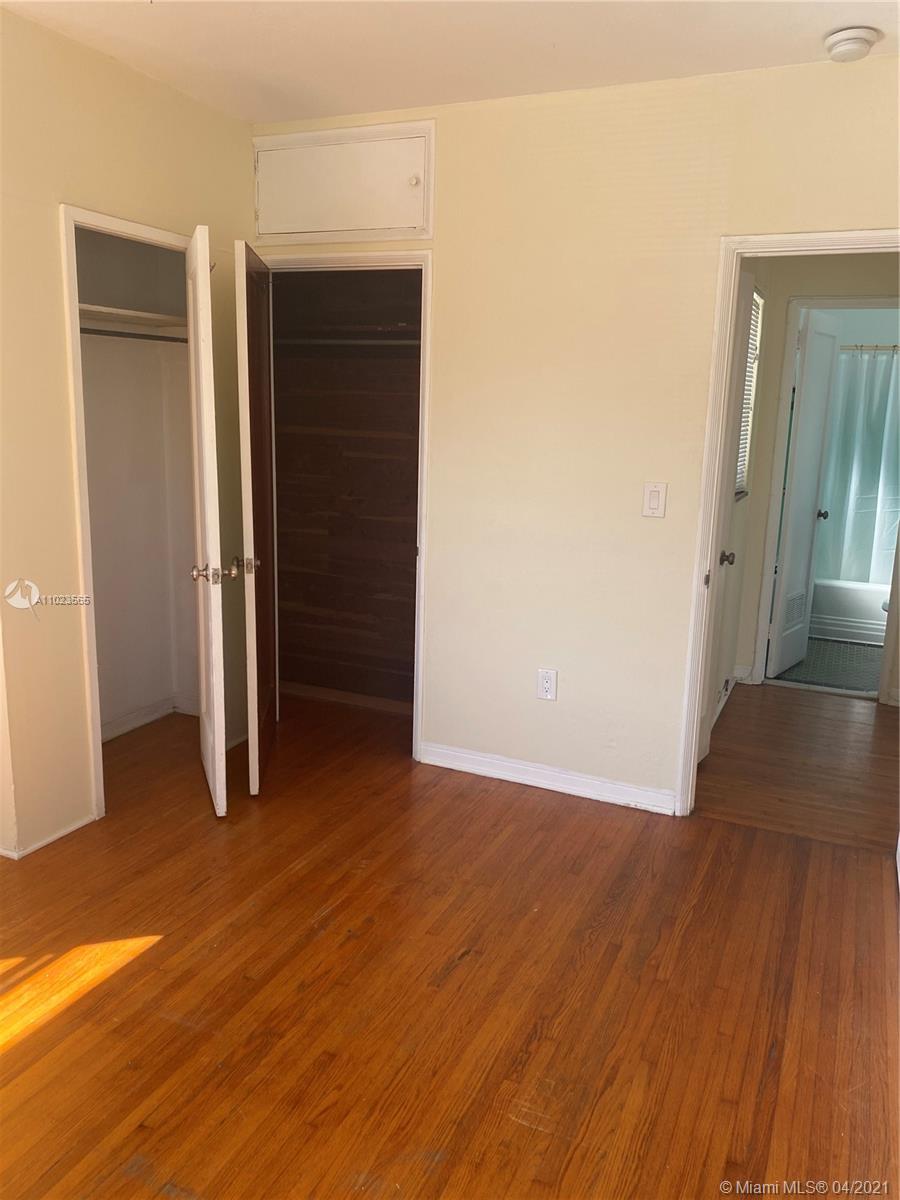 See details / 3123 sq. ft. $ 2021-04-15 0 Photo