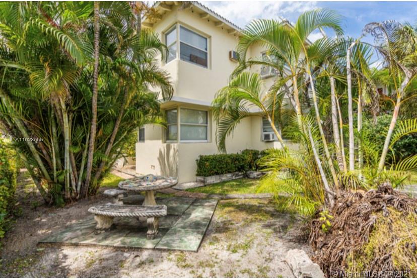 See details / 3123 sq. ft. $ 2021-04-15 0 Photo