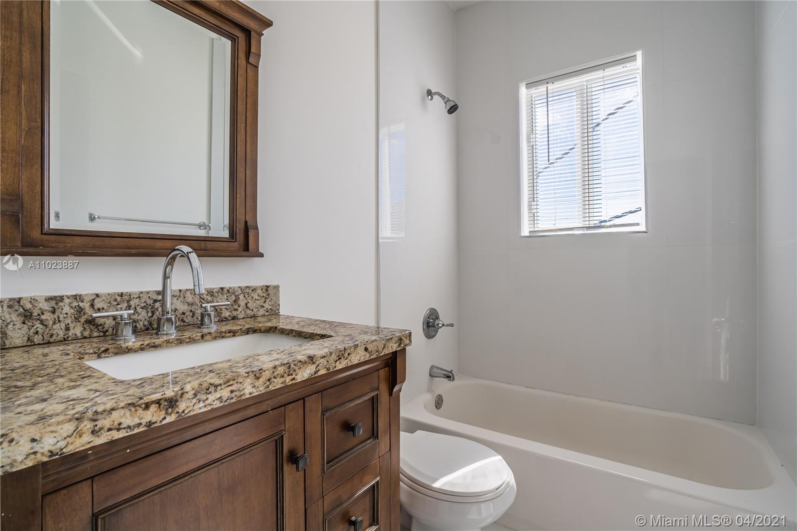 See details / 6240 sq. ft. $ 2021-04-14 0 Photo