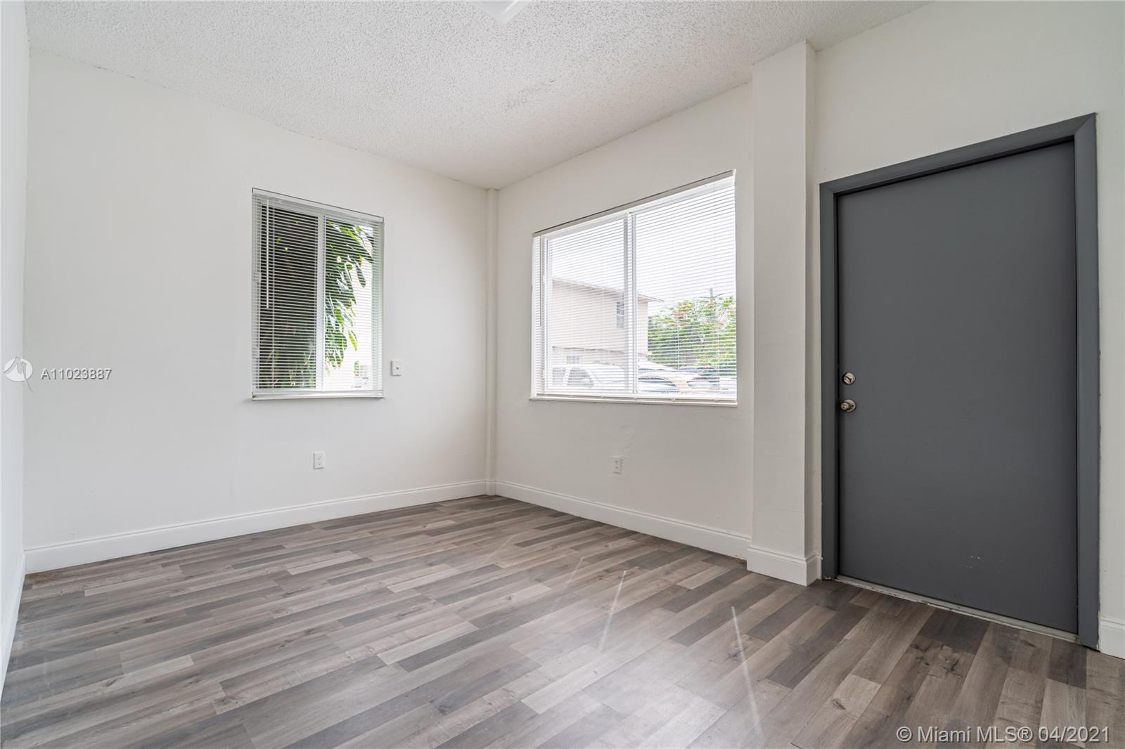 See details / 6240 sq. ft. $ 2021-04-14 0 Photo