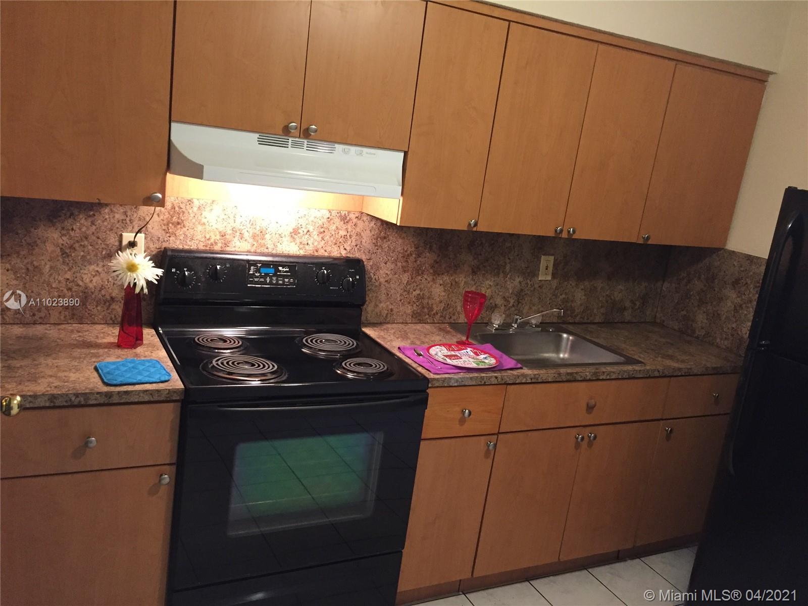 See details / 1430 sq. ft. $ 2021-04-06 0 Photo