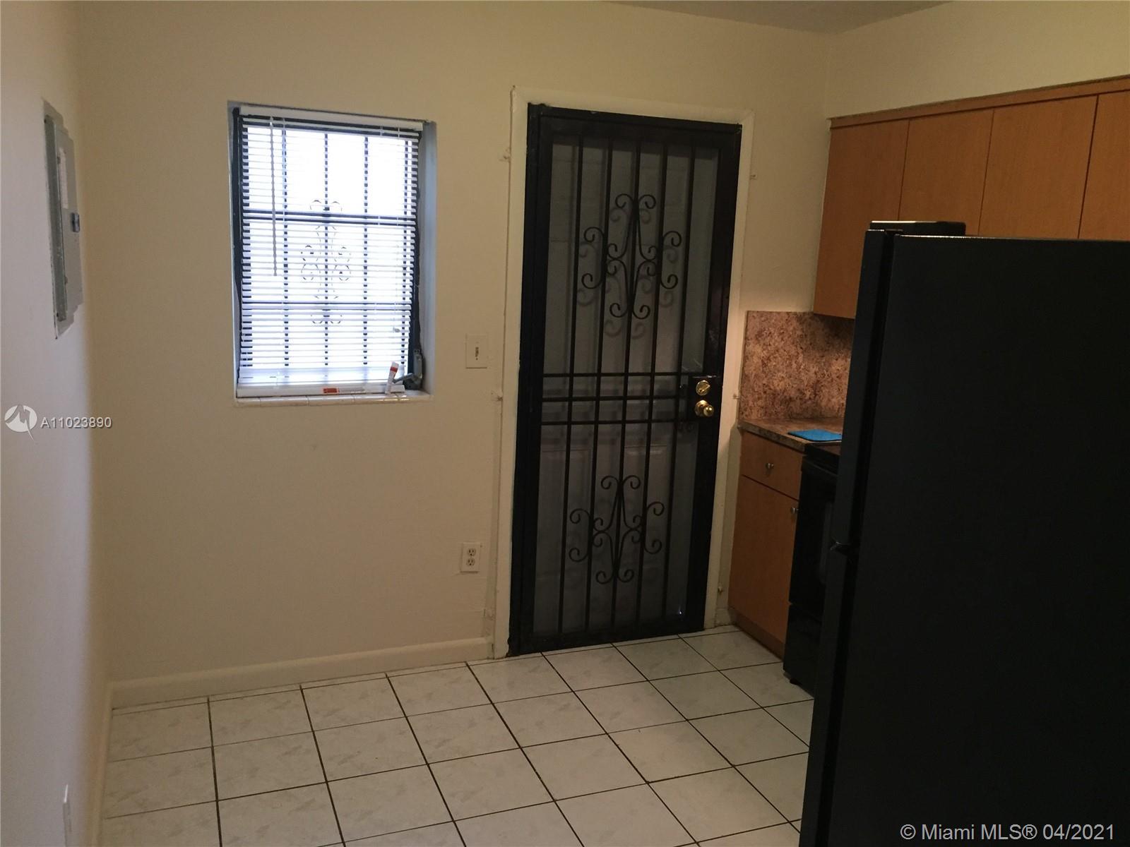 See details / 1430 sq. ft. $ 2021-04-06 0 Photo