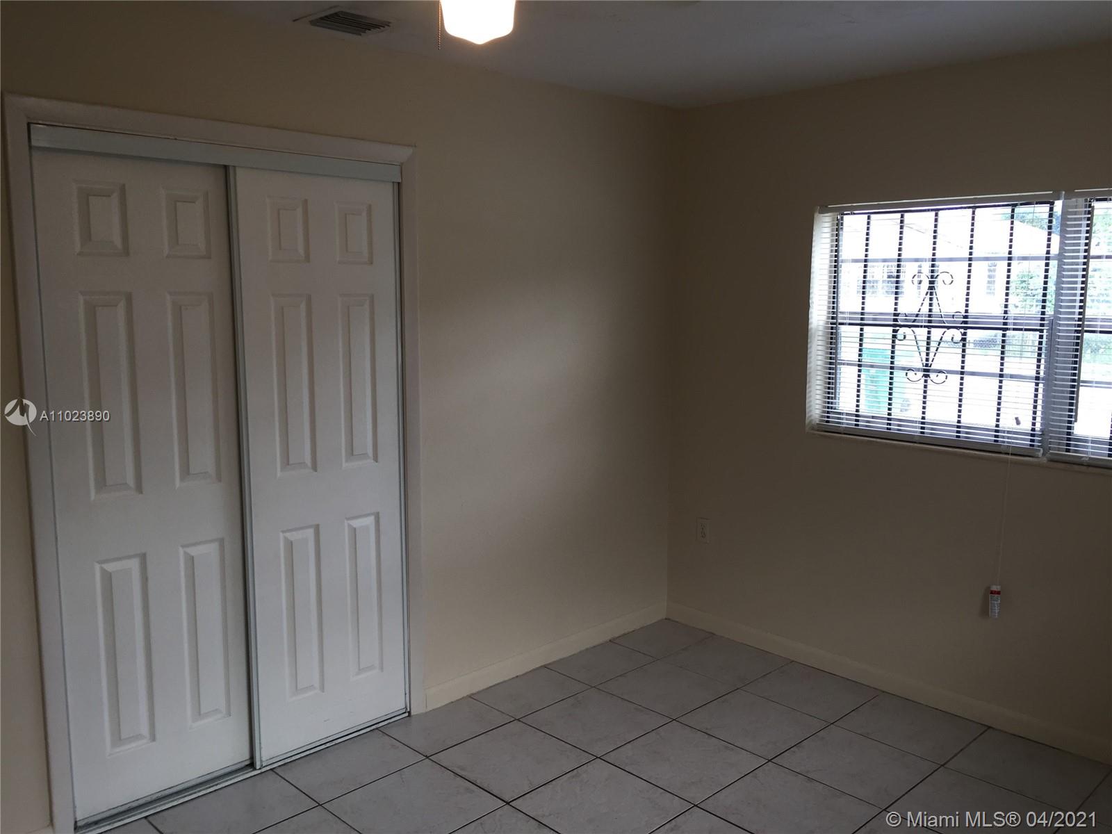 See details / 1430 sq. ft. $ 2021-04-06 0 Photo