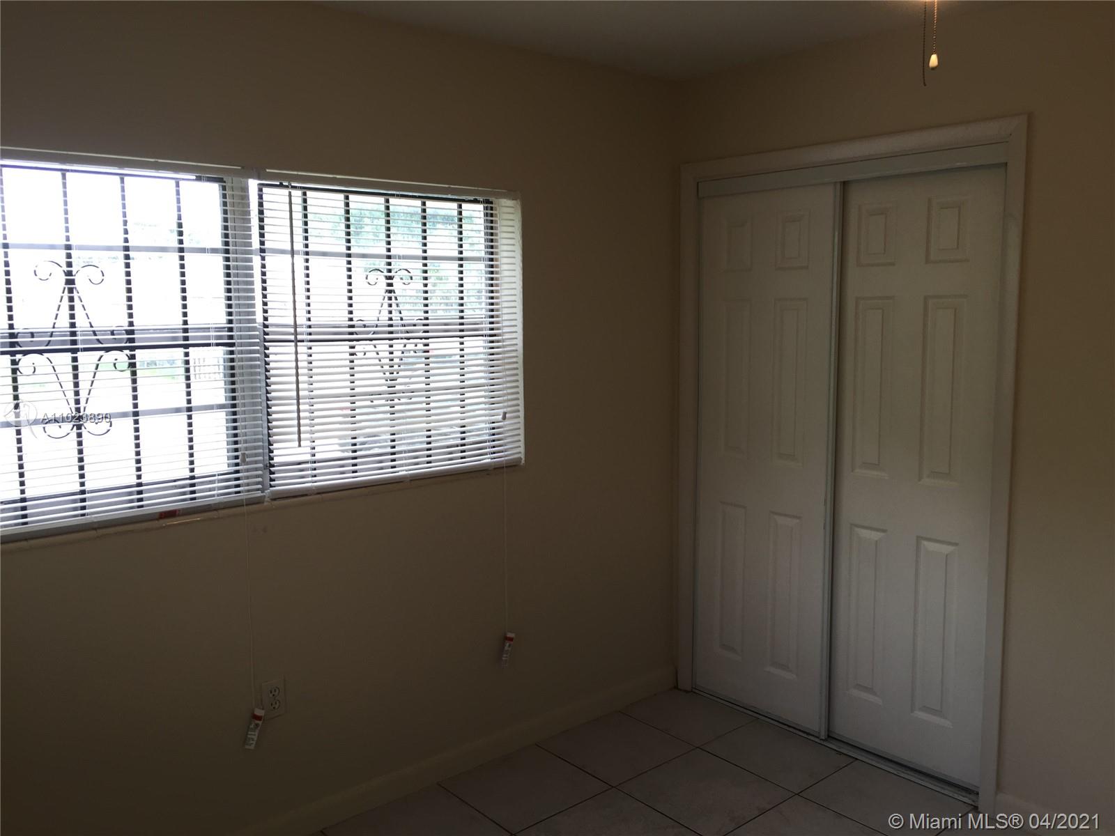 See details / 1430 sq. ft. $ 2021-04-06 0 Photo