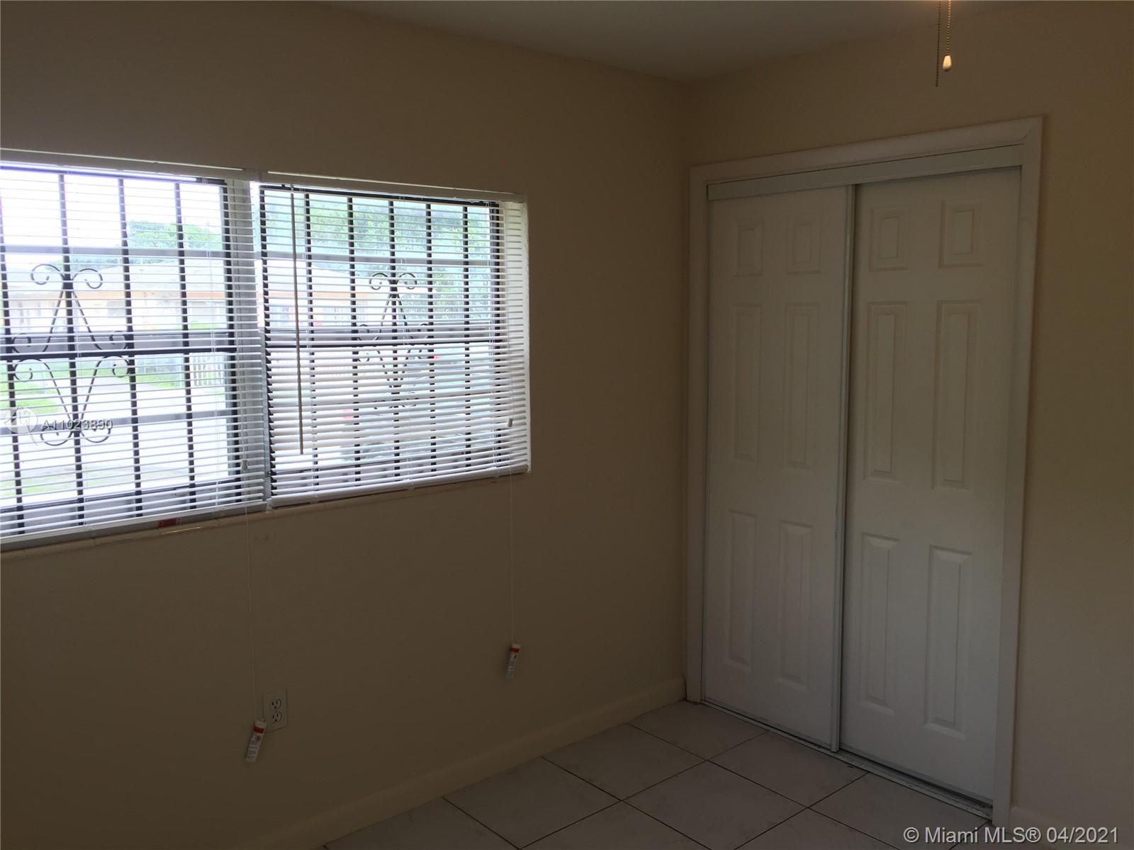 See details / 1430 sq. ft. $ 2021-04-06 0 Photo