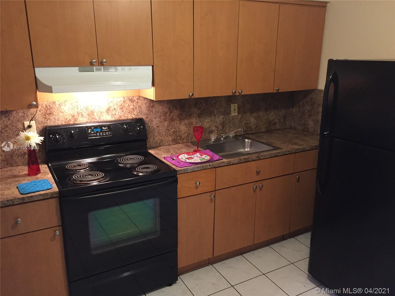 See details / 1430 sq. ft. $ 2021-04-06 0 Photo
