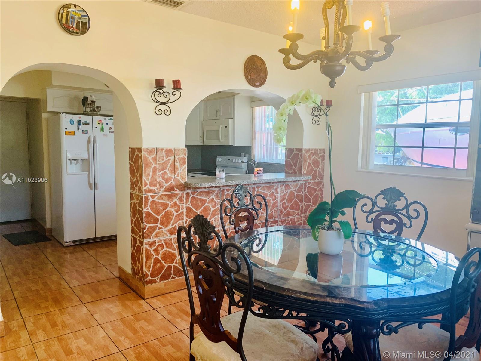 See details / 3427 sq. ft. $ 2021-04-06 0 Photo