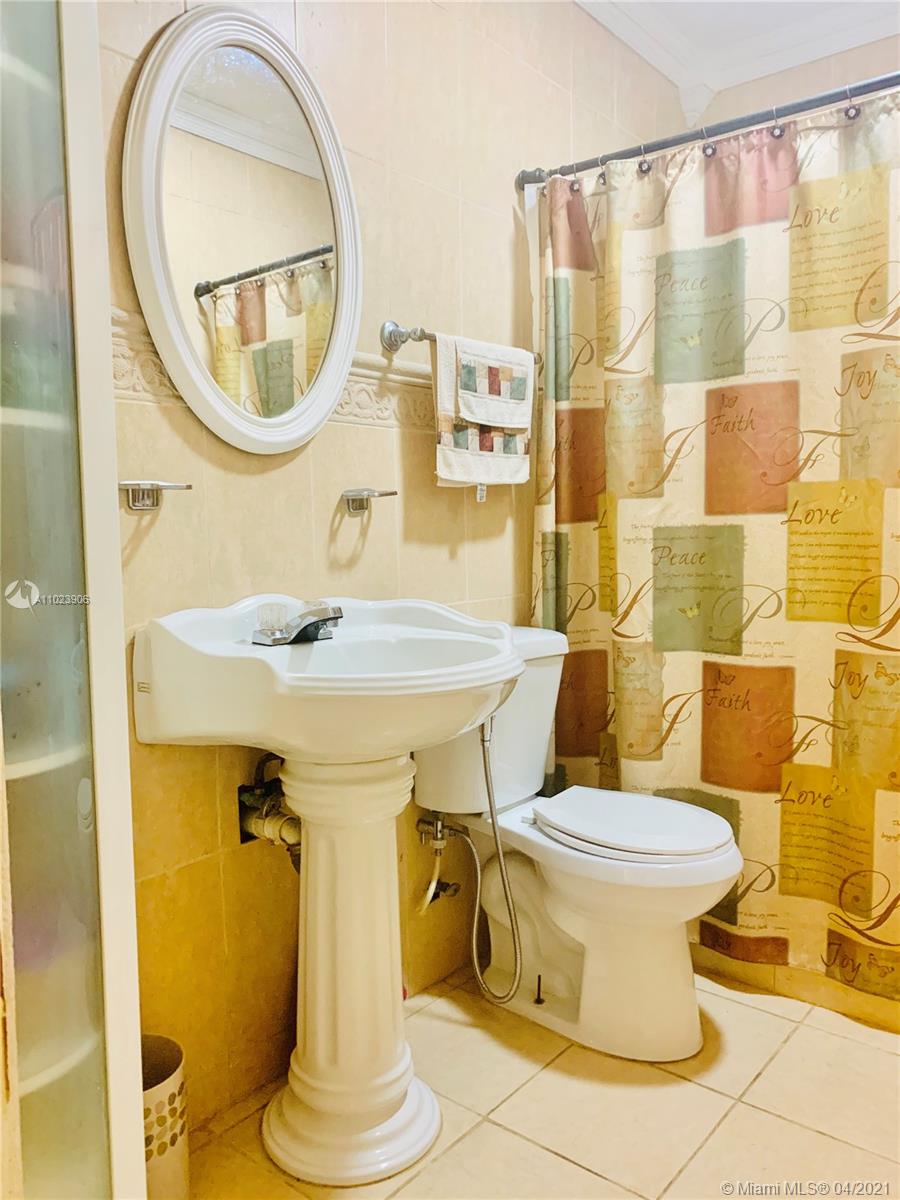 See details / 3427 sq. ft. $ 2021-04-06 0 Photo