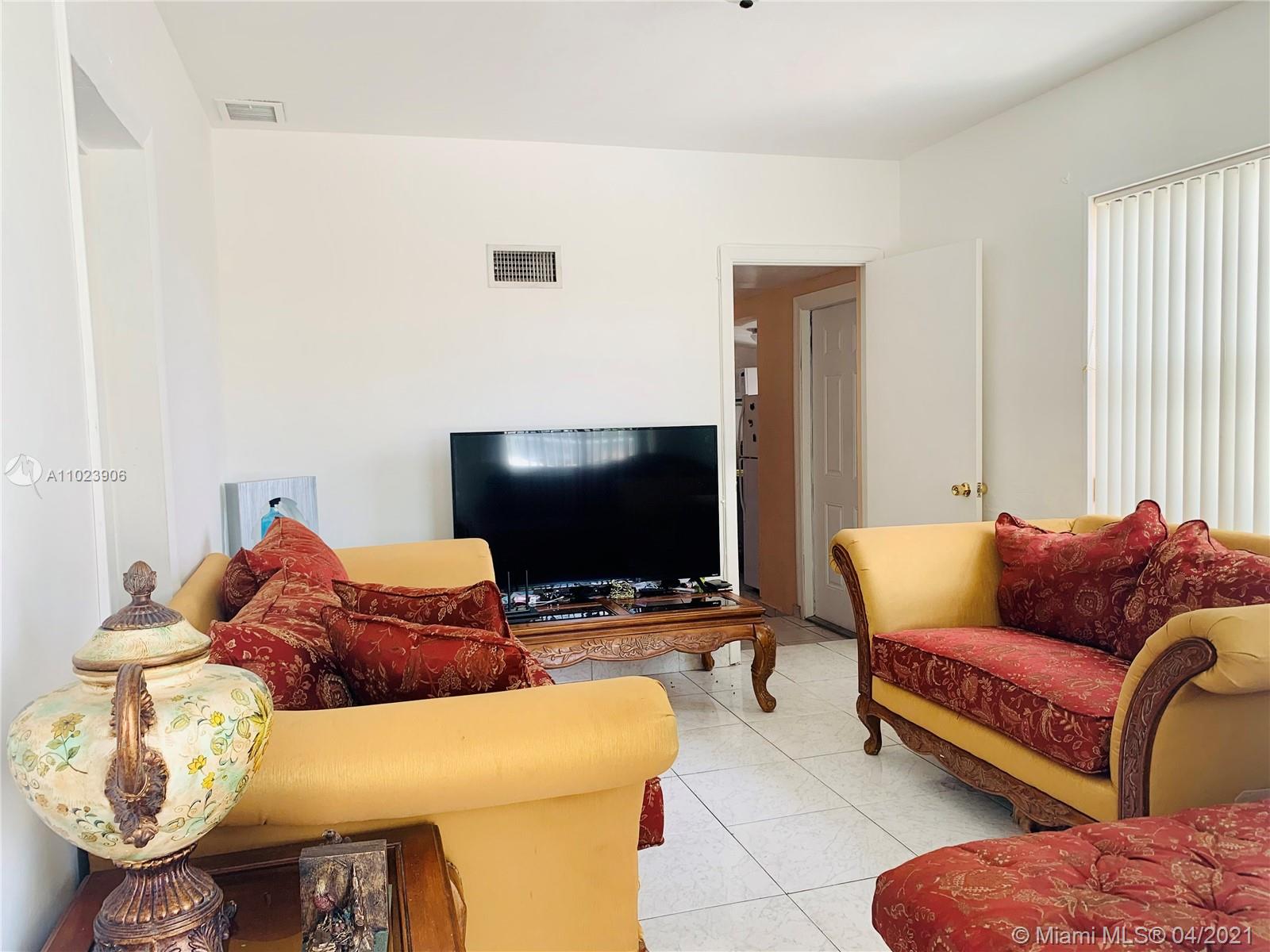 See details / 3427 sq. ft. $ 2021-04-06 0 Photo