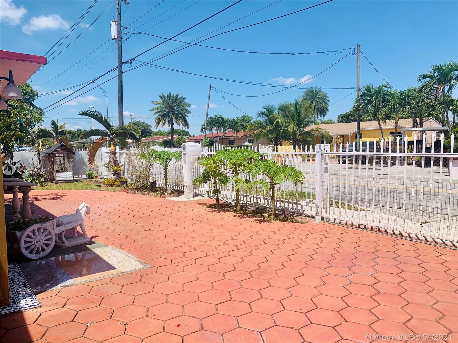 See details / 3427 sq. ft. $ 2021-04-06 0 Photo