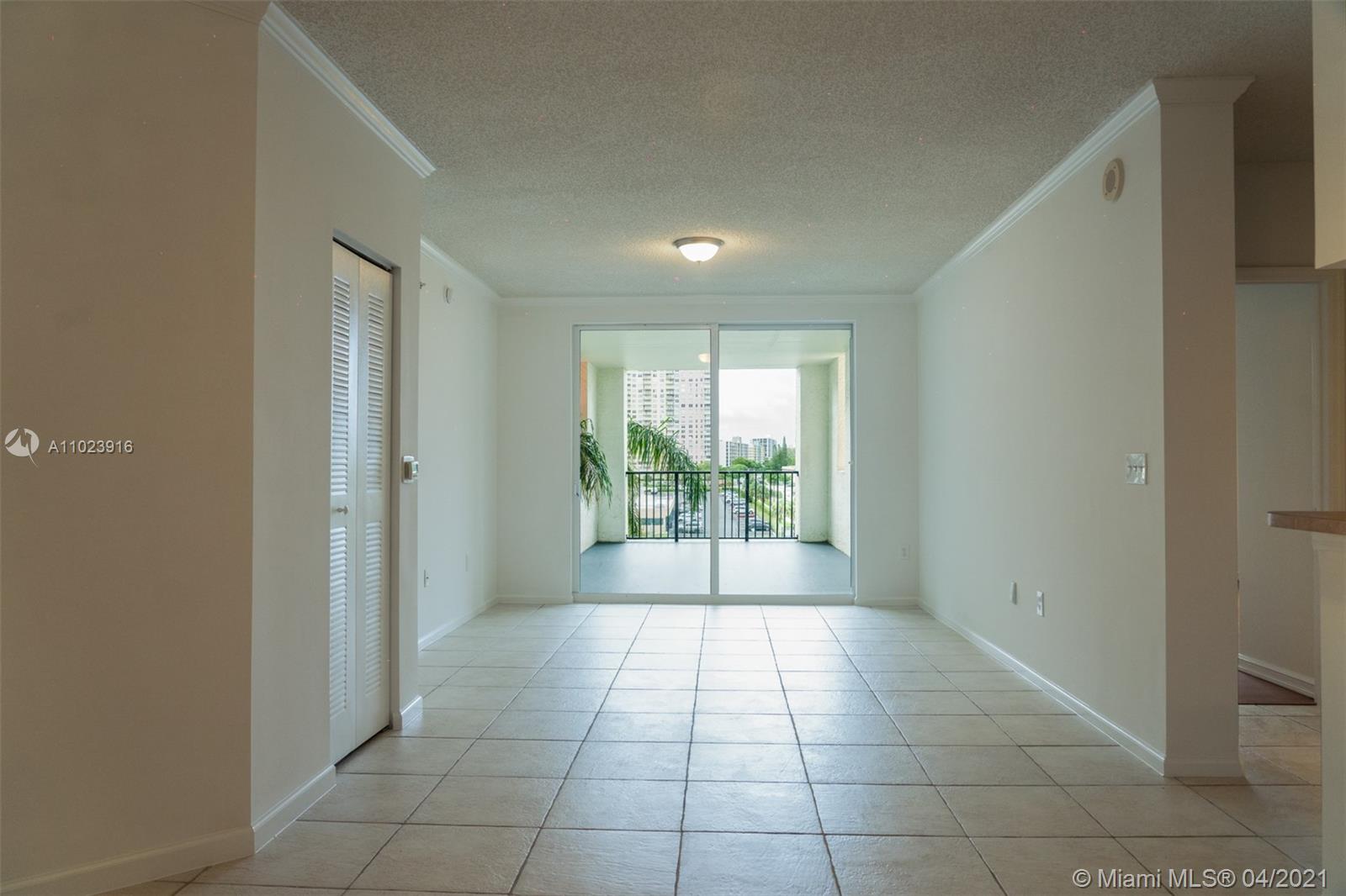 Photo of 17150 Bay Rd #2510, Sunny Isles Beach, Florida, 33160 - Balcony view
