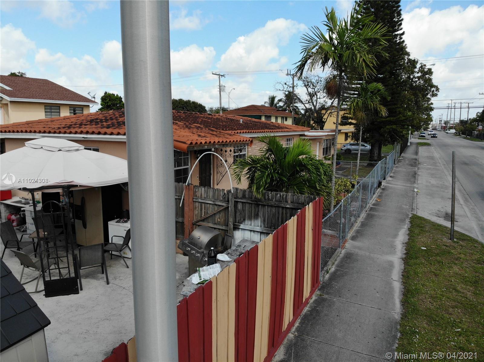 See details / 3596 sq. ft. $ 2021-04-07 0 Photo