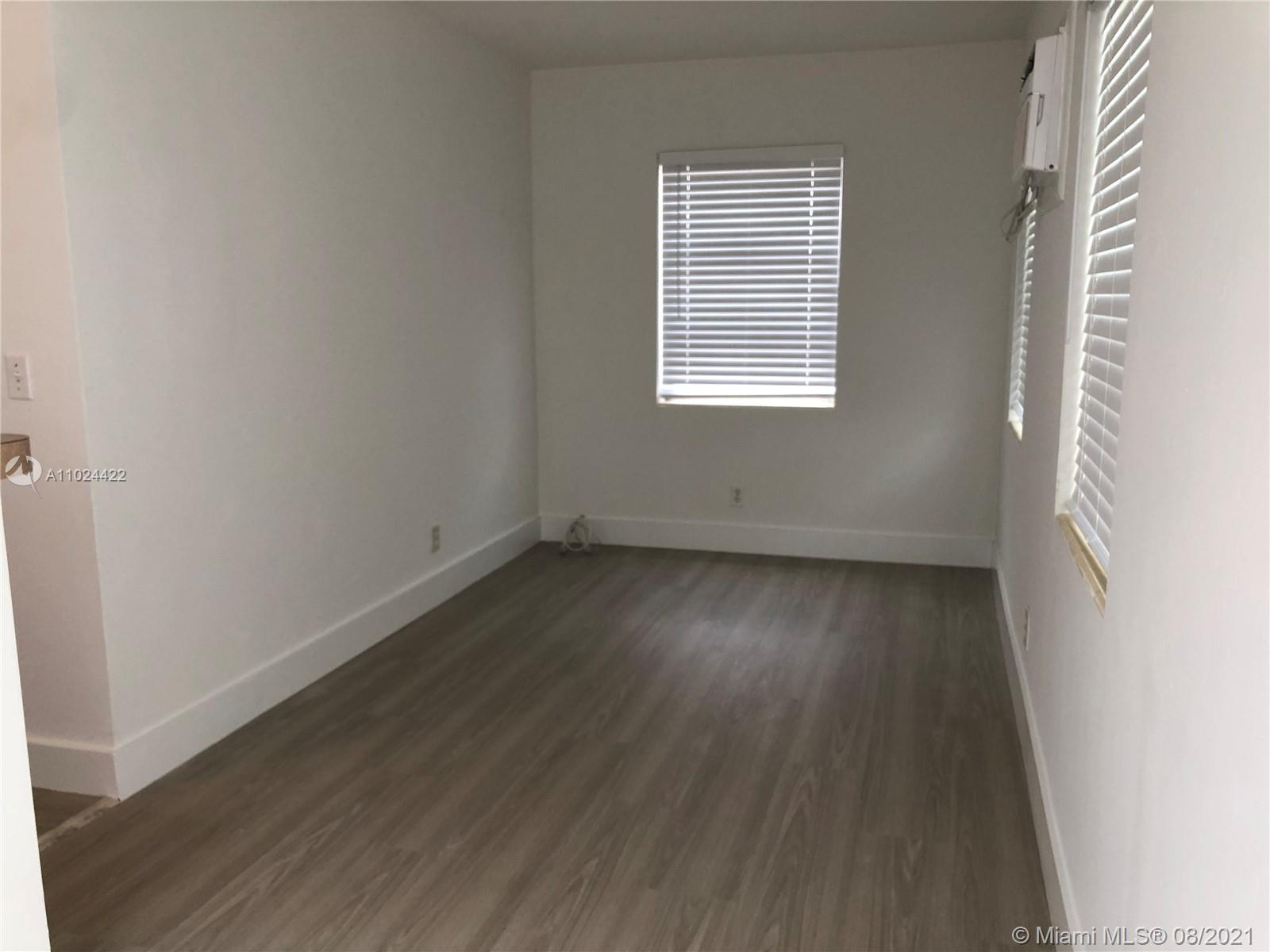 See details / 1760 sq. ft. $ 2021-04-07 0 Photo