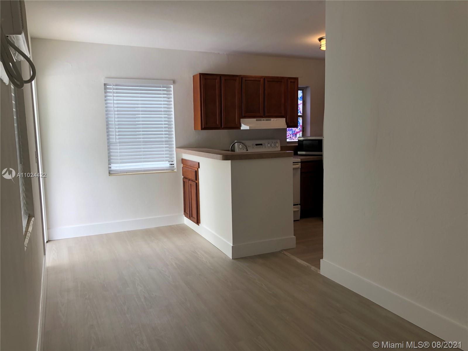 See details / 1760 sq. ft. $ 2021-04-07 0 Photo