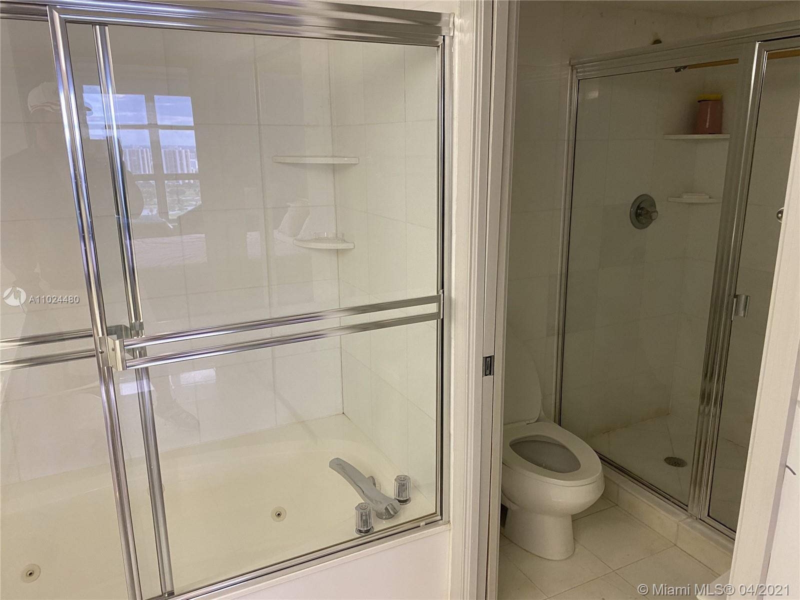 Photo of 3530 Mystic Pointe Dr #LPH08, Aventura, Florida, 33180 -