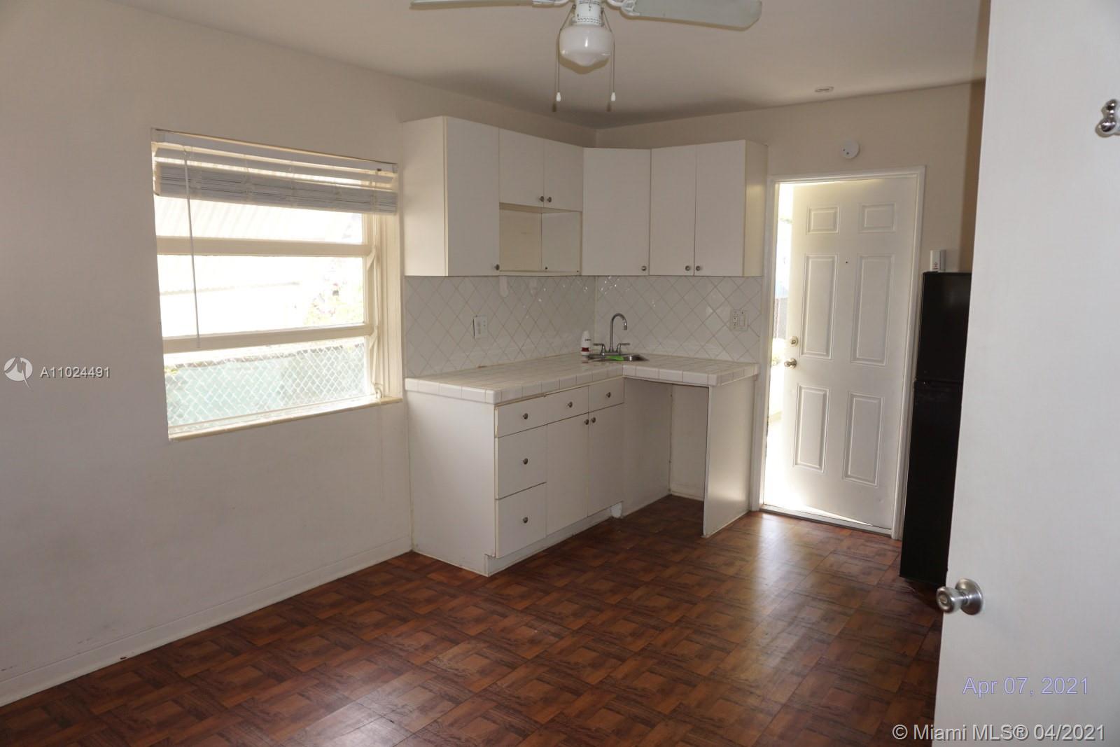 See details / 1803 sq. ft. $ 2021-04-07 0 Photo