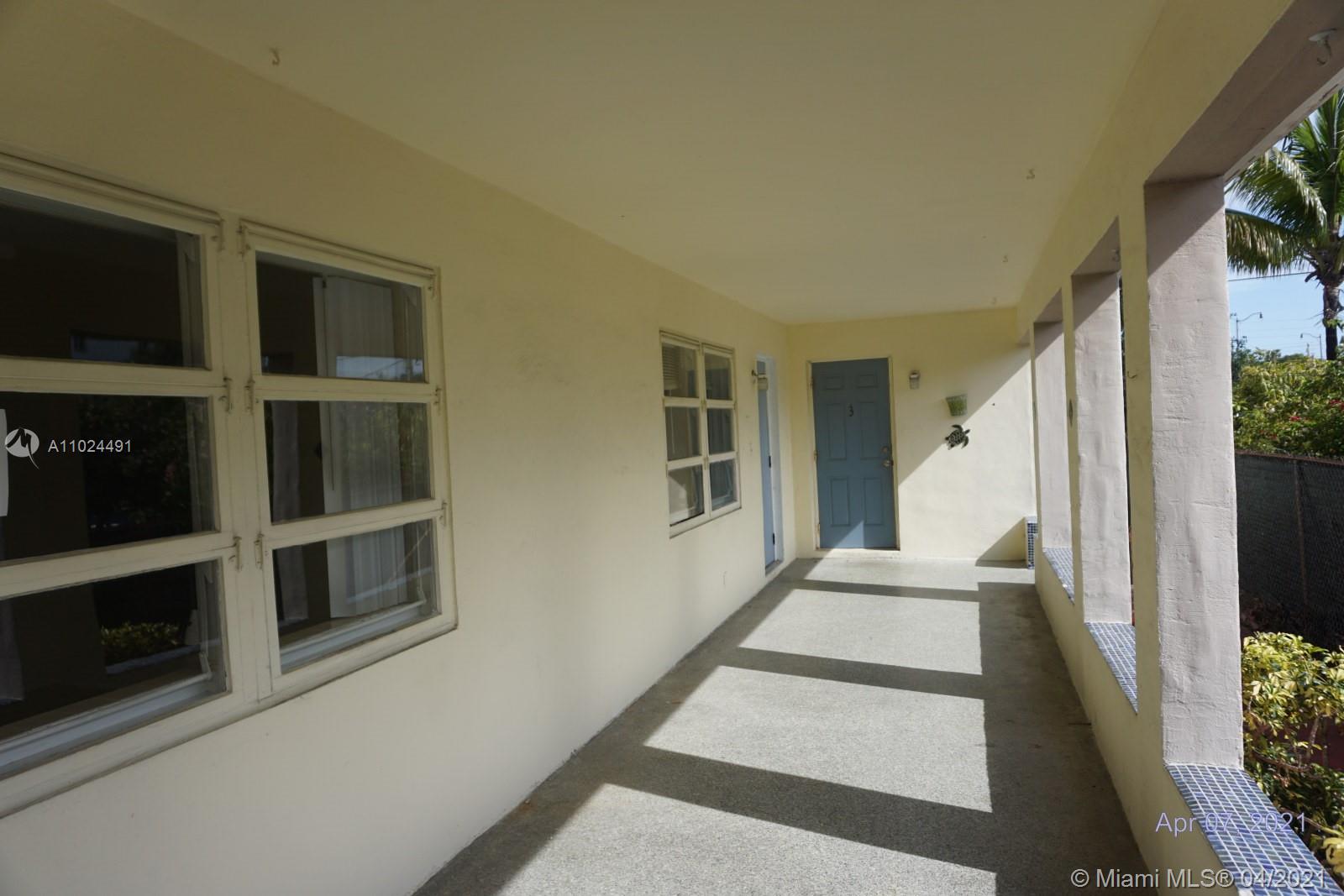 See details / 1803 sq. ft. $ 2021-04-07 0 Photo