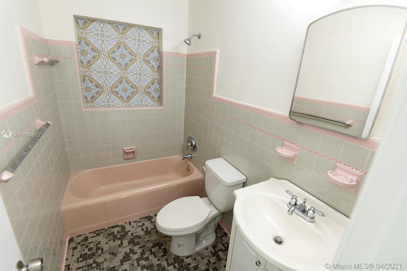 See details / 1488 sq. ft. $ 2021-04-07 0 Photo
