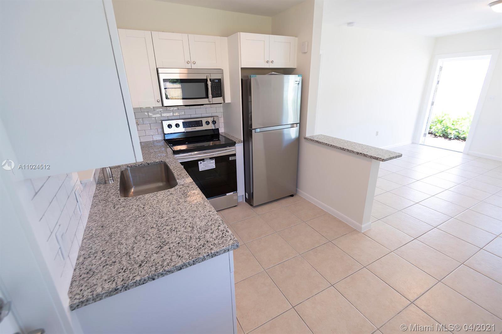 See details / 1488 sq. ft. $ 2021-04-07 0 Photo