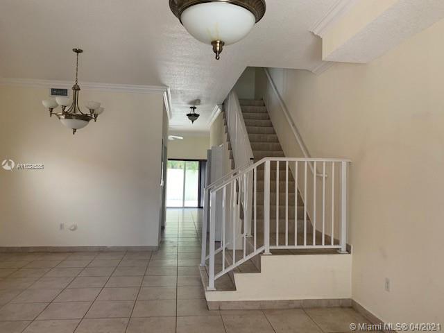 See details / 2950 sq. ft. $ 2021-04-07 0 Photo