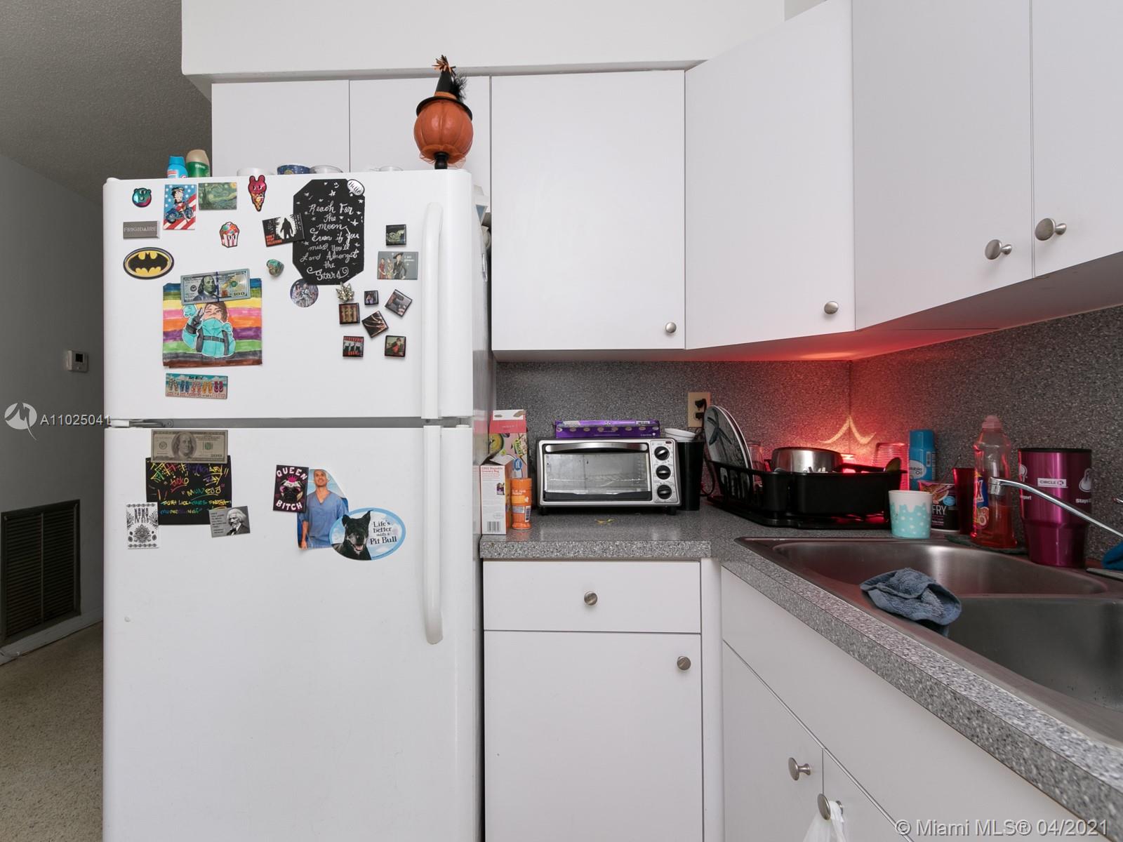 See details / 2164 sq. ft. $ 2021-04-08 0 Photo